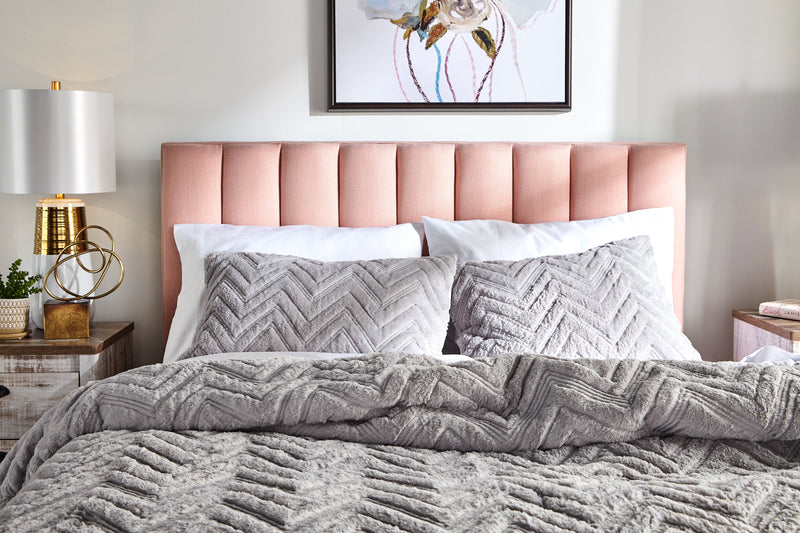 Rain Queen Platform Bed - Pink