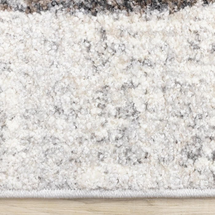 Solace Soft Low-Pile Grey White Merging Circles Area Rug - 5'3\" x 7'7\"