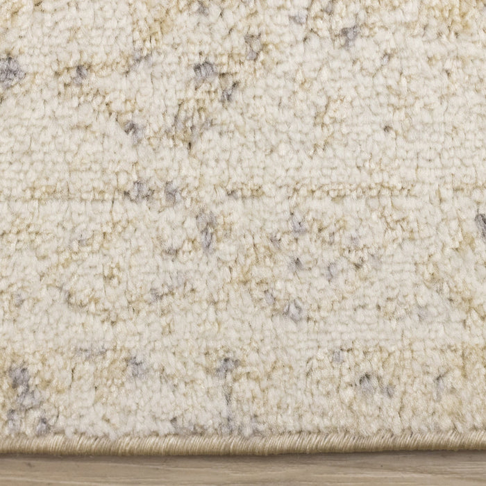 Ellis Subtle Traditional Elegant Beige Cream Area Rug - 5'3\" x 7'7\"