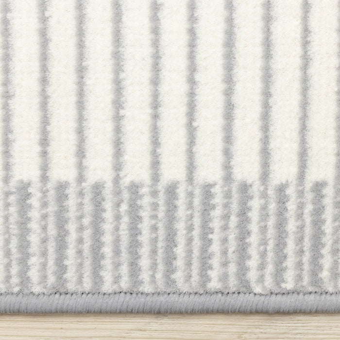 Florence Diamonds Indoor Area Rug - 4'7\" x 6'7\"