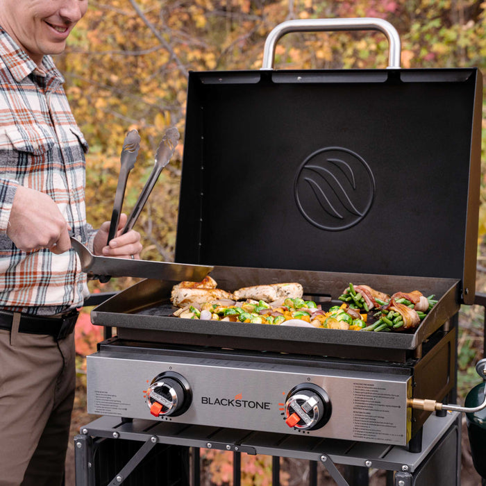 Blackstone 22\" Tabletop Griddle Stainless Steel with Hood - 1813