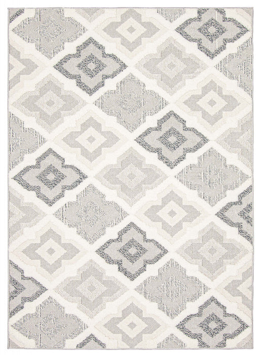 Alaqua Ivory Area Rug - 5'0\" x 7'0\"
