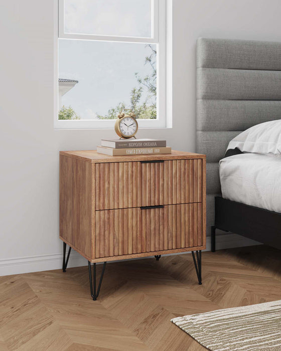 Dumbo Modern 20\" Fluted Nightstand in Golden Brown (2-Drawer) 