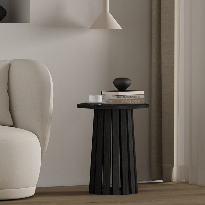 Layla Scandinavian Modern End Table in Black 