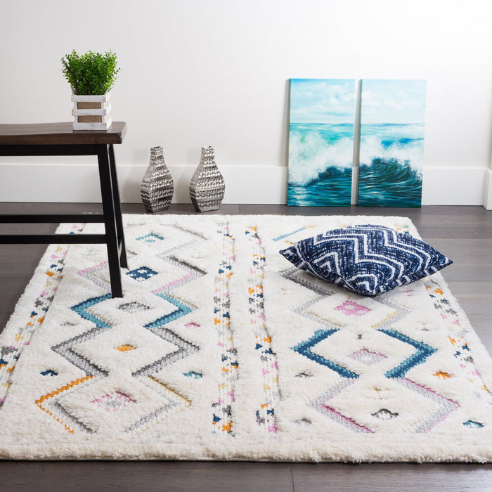 Lola Chevron 8x11 Area Rug