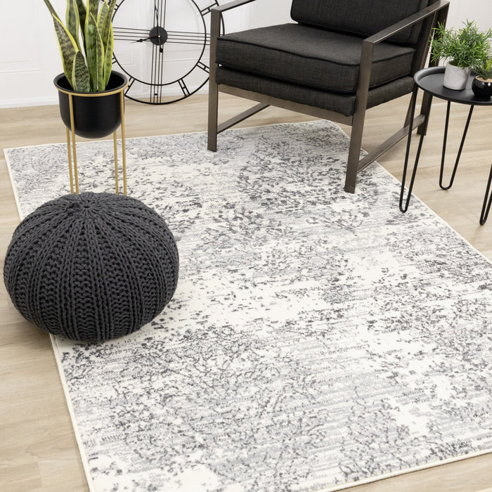 Florence Elegant Damask Indoor Area Rug - 4'7\" x 6'7\"