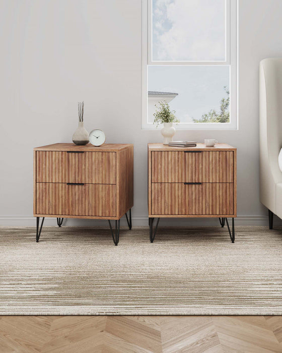 Dumbo Modern 20\" Fluted Nightstand in Golden Brown (2-Drawer) - Set of 2 
