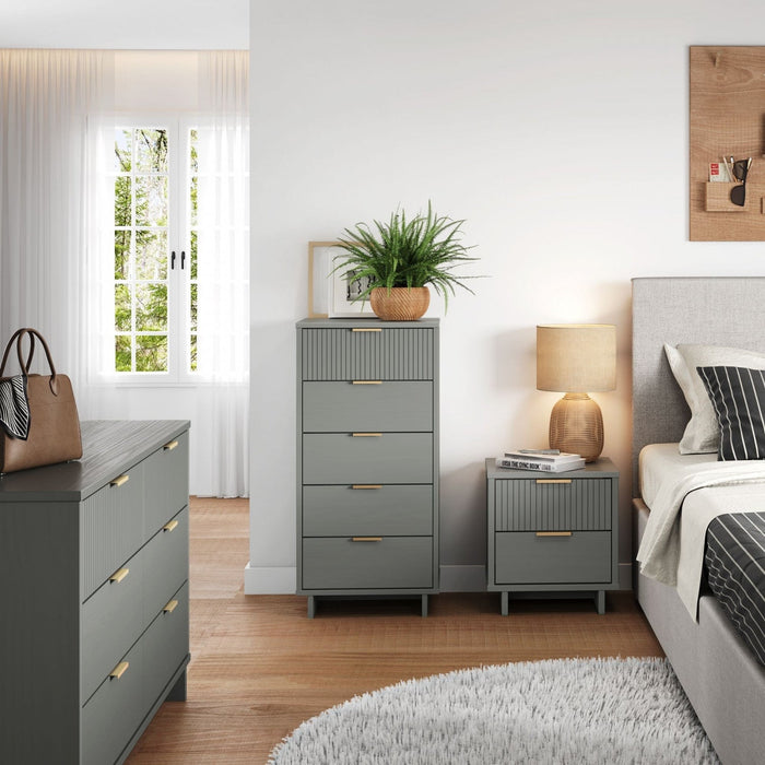 Granville Modern 3-Piece Dresser Set in Light Gray 