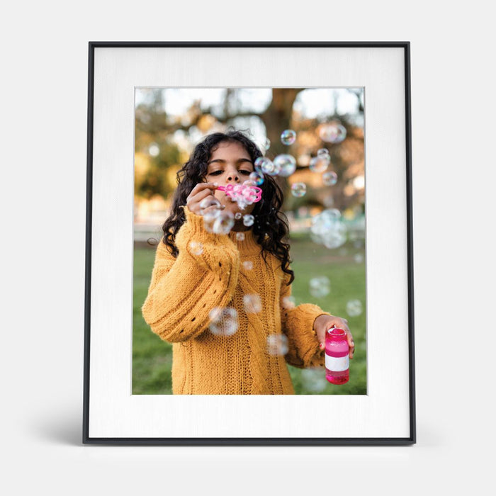 Aura Walden Digital Photo Frame - Matted Ink