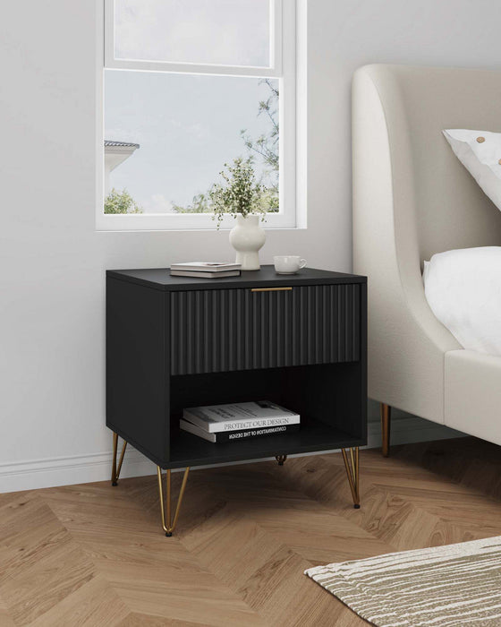 Dumbo Modern 20\" Fluted Nightstand in Black (1-Drawer) 