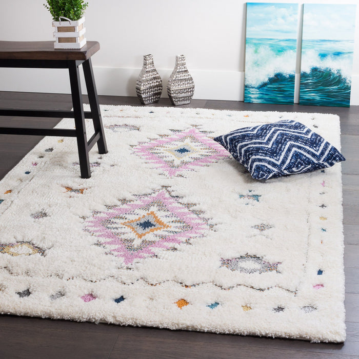 Lola Diamond 8x11 Area Rug