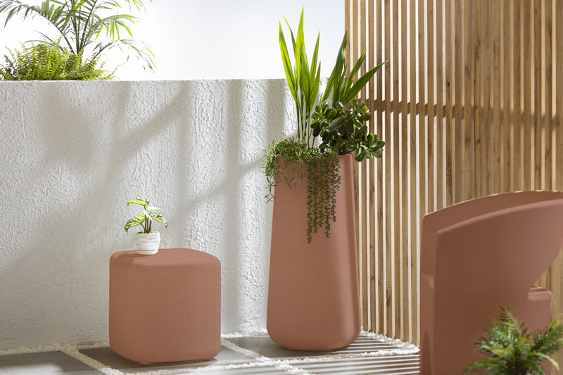 Dalya Tall Outdoor Pot Planter - Burnt Orange