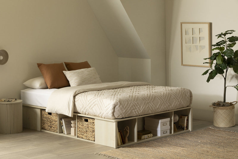 Avilla Storage Platform Bed With Wicker Baskets - Bleached Oak  