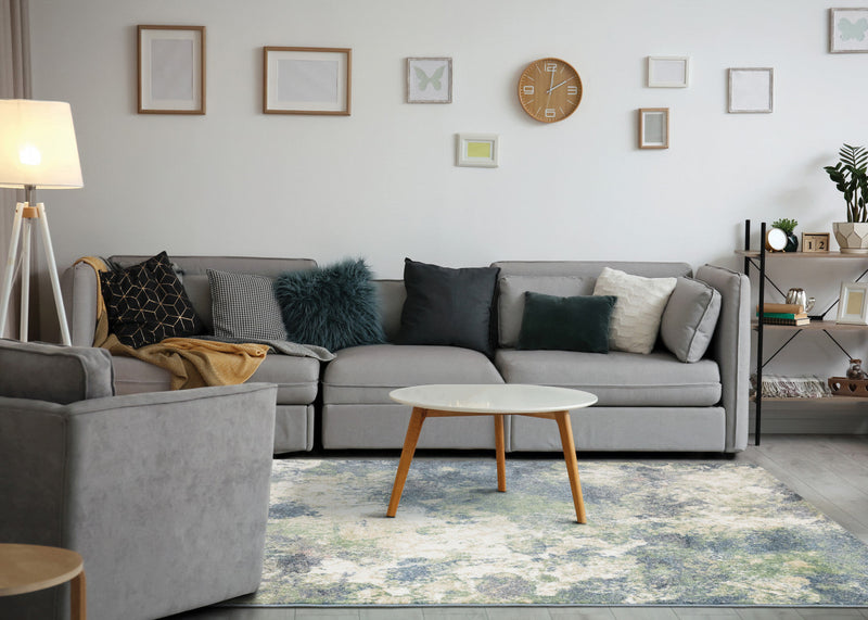 Dayton Distressed Area Rug - 6'7\" x 9'6\"