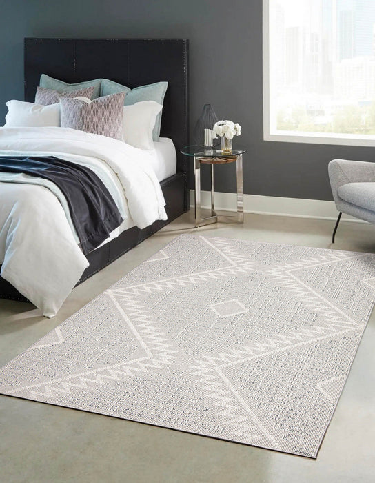 Torionna Grey Area Rug - 8'0\" x 10'0\"