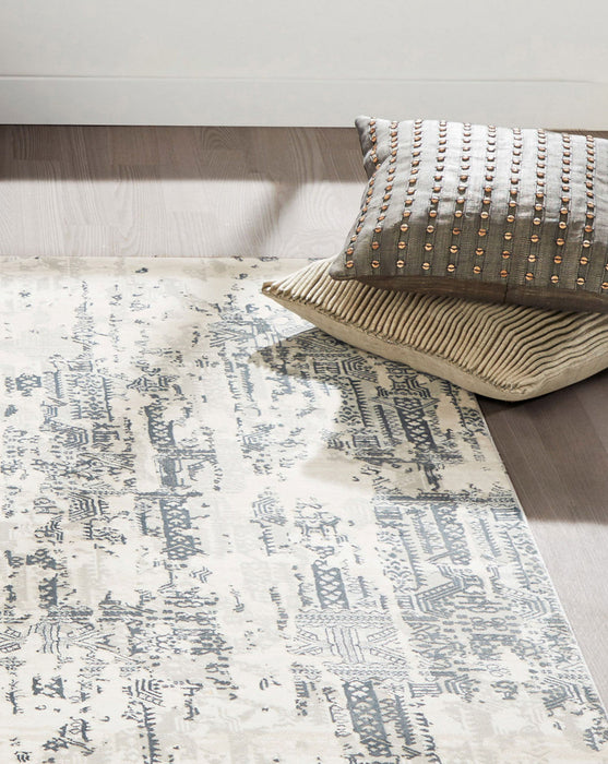 Claudia Traditional 7'9\" x 9'10\" Area Rug in Grey Indoor Area Rug 