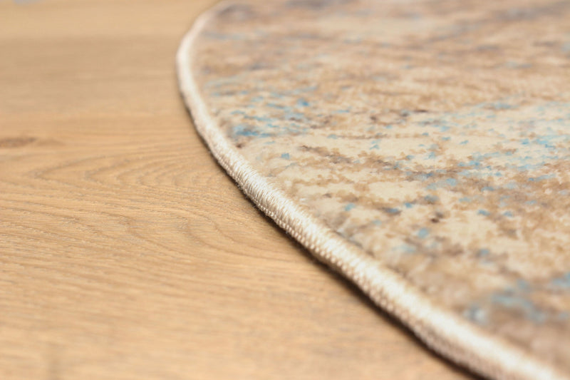 Malia Traditional 5'0\" x 5'0\" Area Rug in Blue Indoor Area Rug 