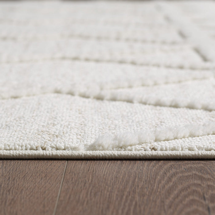 Quinto Rhombus Shag Area Rug - 2'7\" x 8'