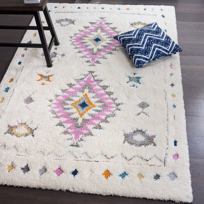 Lola Diamond 4x6 Area Rug