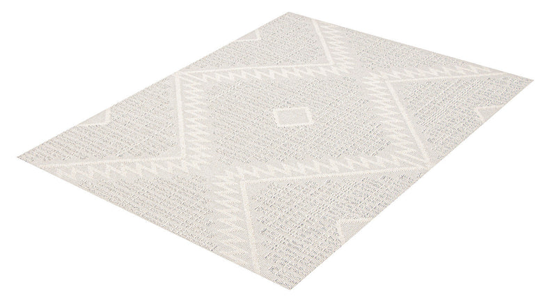Torionna Grey Area Rug - 5'0\" x 7'0\"