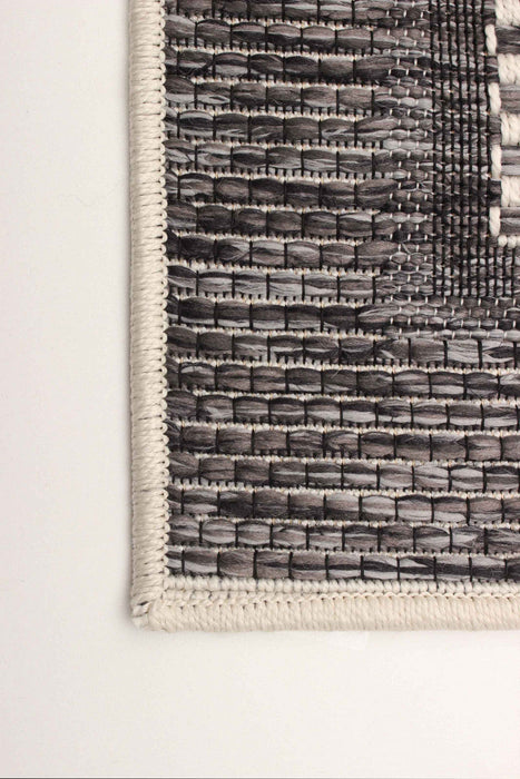 Brooks Grey Area Rug - 2'8\" x 8'2\"