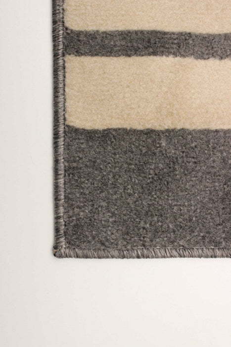 Hilfiger Beige Area Rug - 5'0\" x 8'0\"