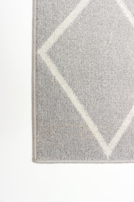Kenza Grey Machine Washable Area Rug - 2'6\" x 8'0\"