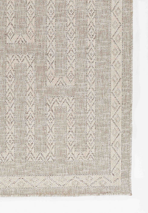 Maze Transitional 8'0\" x 10'0\" Area Rug in Grey Indoor Area Rug 
