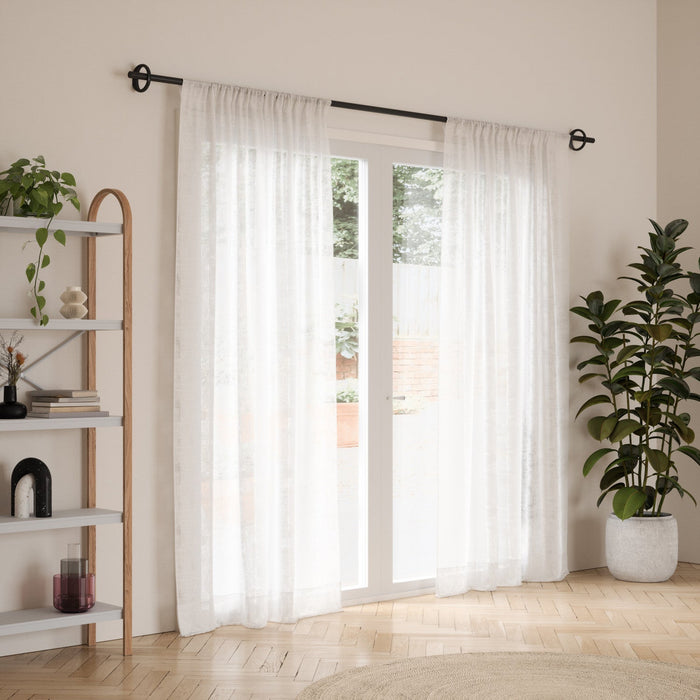 Umbra Ringlet Matte Black Expandable 1\" Curtain Rod - 42\"-120\" 