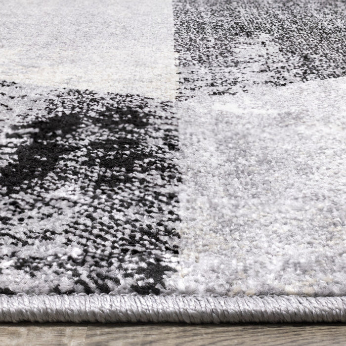 Covington Distressed Triangles Area Rug - 2'8\" x 7'7\"