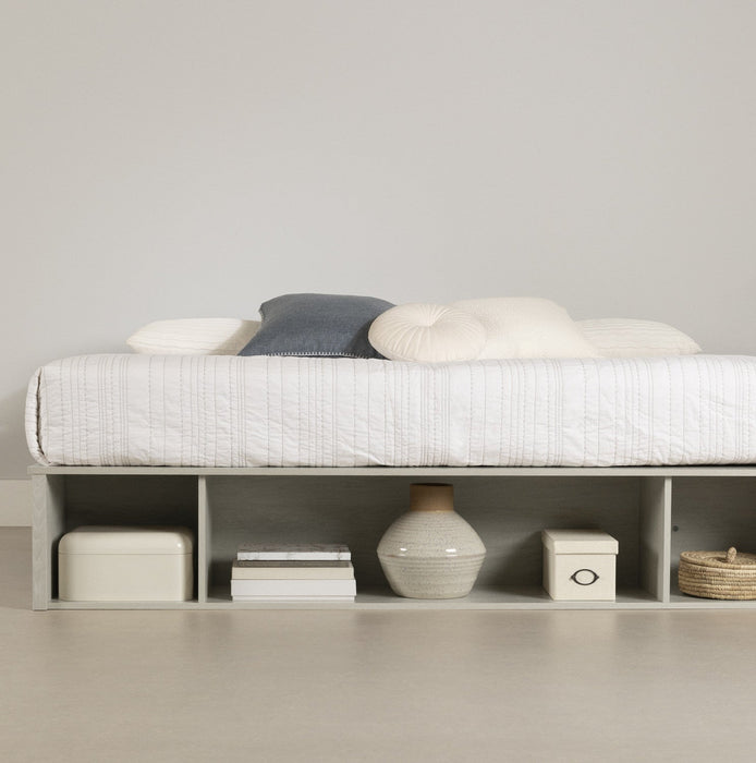 Avilla Storage Platform Bed With Wicker Baskets - Winter Oak 