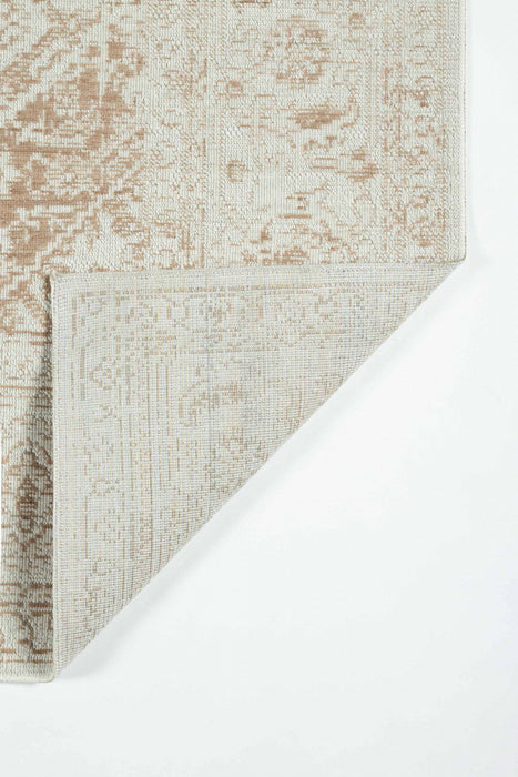 Maude Traditional 9'3\" x 11'10\" Area Rug in Brown Indoor Area Rug 