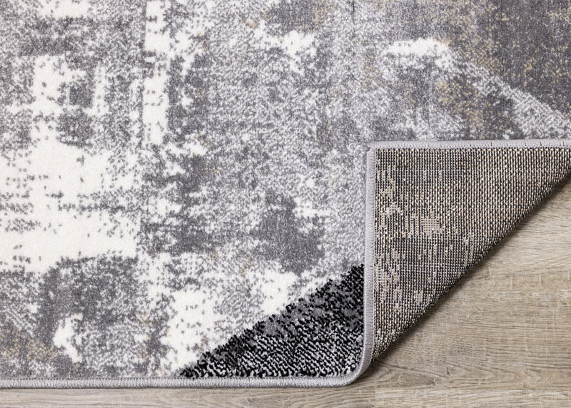 Covington Distressed Triangles Area Rug - 2'8\" x 4'11\"