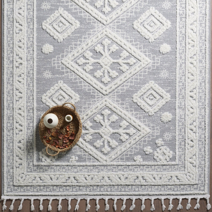 Quinto Westerner Shag Area Rug - 6'3\" x 9'