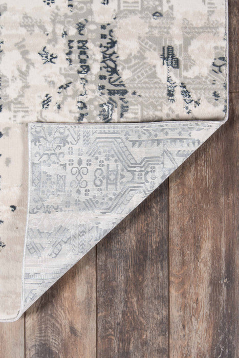 Claudia Traditional 7'9\" x 9'10\" Area Rug in Grey Indoor Area Rug 