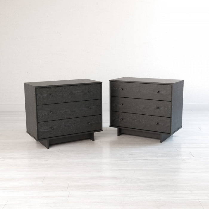 Finnley 3-drawer Nightstand - Black Oak 
