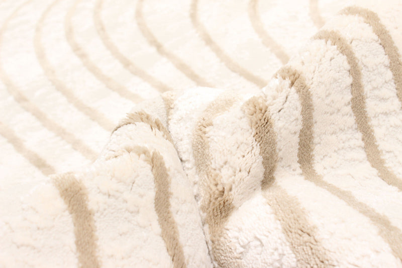 Sienna Ivory Rug 5'0\" x 8'0\" 