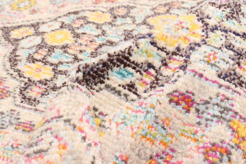 Lea Ivory Rug 5'0\" x 8'0\" 