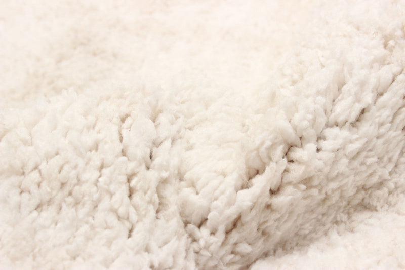 Playa Ivory Area Rug - 5'0\" X 8'0\"  