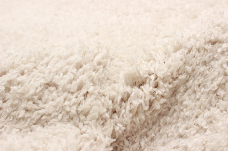 Vera Cream Area Rug  - 5'0\" X 8'0\"  