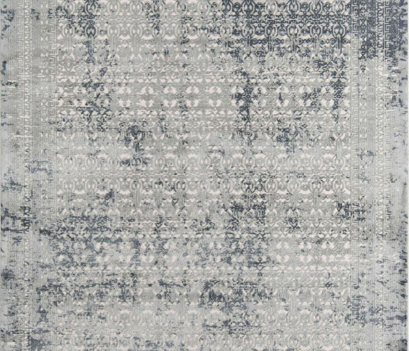 Mabel Traditional 7'9\" x 9'10\" Area Rug in Green Indoor Area Rug 