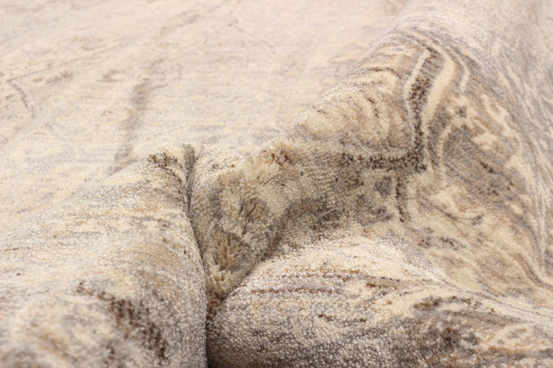 Selena Traditional 5'0\" x 5'0\" Area Rug in Grey Indoor Area Rug 
