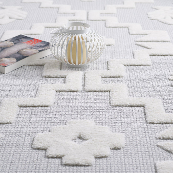 Quinto Tres Moroccan Shag Area Rug - 7'7\" x 10'