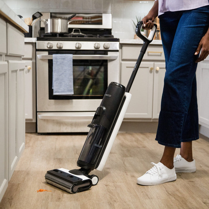 Tineco 6 Series Cordless Stick Vacuum Floor Washer with Flash Dry and Mop - FW144100US