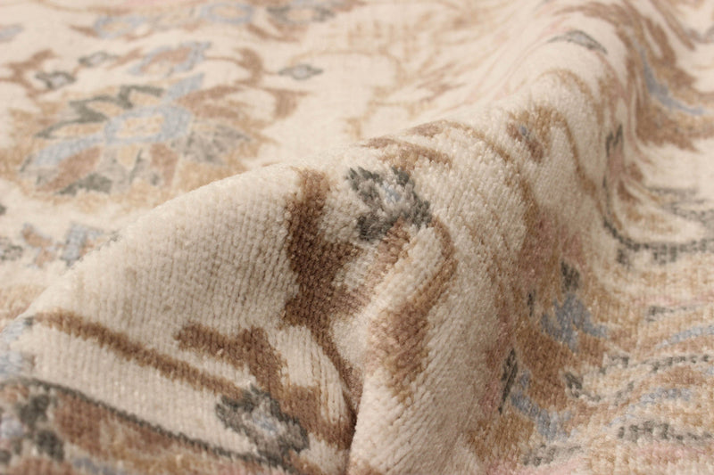 Tuscany Ivory Area Rug - 5'0\" X 8'0\" 