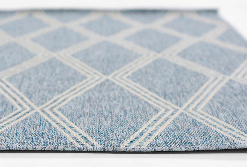 Cypress Transitional 6'6\" x 9'0\" Area Rug in Blue Indoor Area Rug 