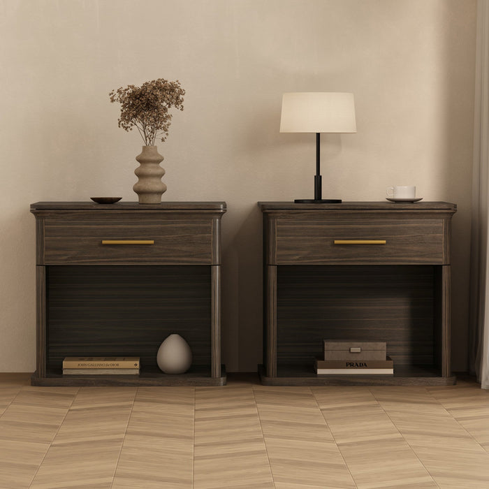 Clifford Traditional Nightstand in Walnut (1-Drawer) 