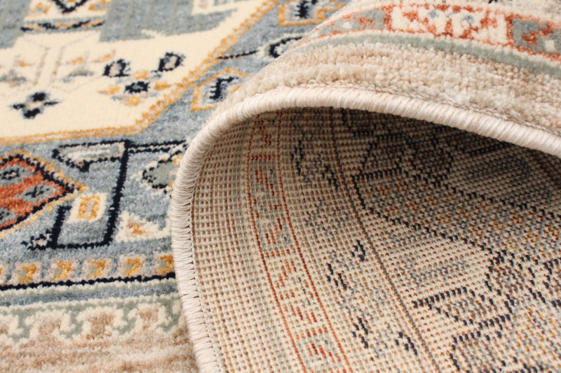 Quincy Ivory Area Rug - 2'8\" x 10'0\"