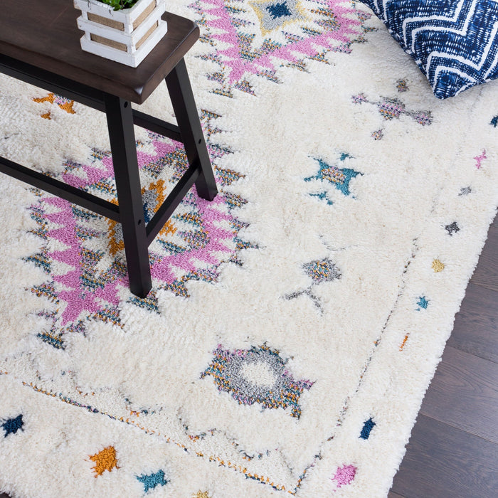 Lola Diamond 7x10 Area Rug