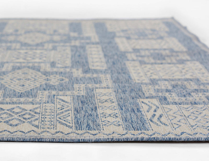 Nyra Transitional 8'0\" x 10'0\" Area Rug in Blue Indoor Area Rug 